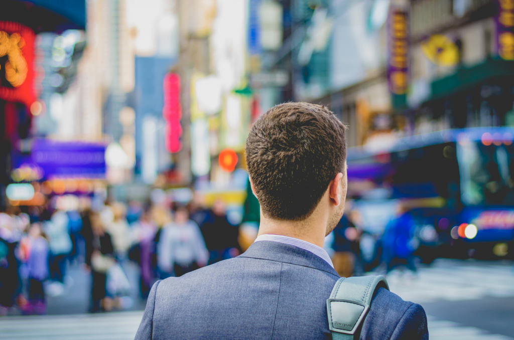 CRCc Asia Career Bridge Intern Abroad on his Commute