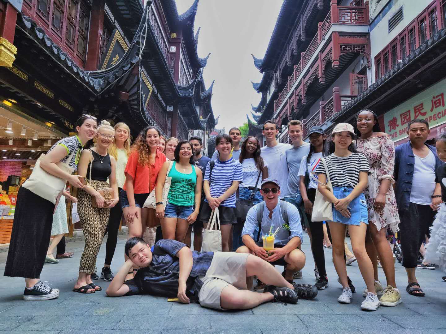 Shanghai – 06.29.19 – Yu Gardens Welcome Tour (2) Life after college